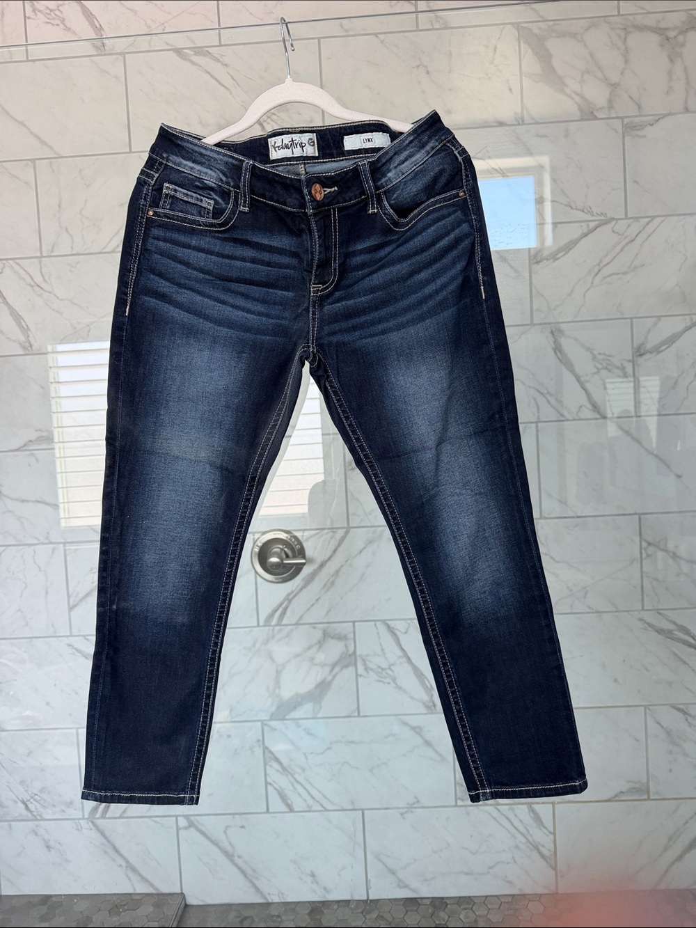 Daytrip Dark Blue crop Jeans - Women's